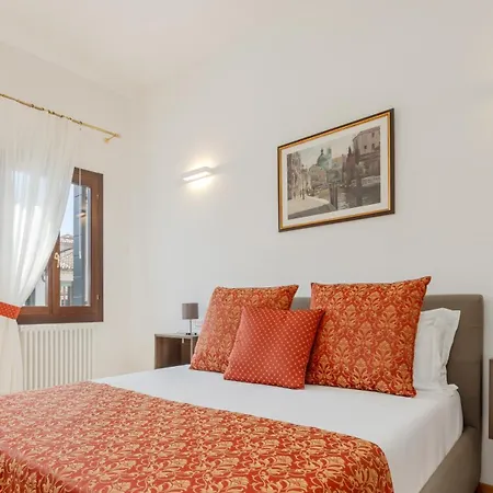 Residenza Simeon Grande - Luxurious Modern 아파트 *